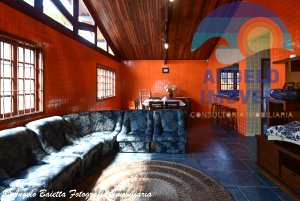 Casa á venda no bairro Arpoador em Peruíbe