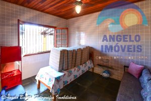 Casa á venda no bairro Arpoador em Peruíbe