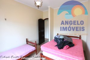 Casa térrea, 3 dormitórios á venda no bairro Florida em Peruíbe