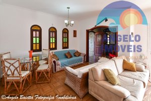 Casa com piscina, 2 lotes, á venda no bairro Cidade Nova Peruíbe