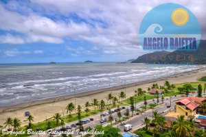 Apartamento frente mar á venda no bairro Centro em Peruíbe