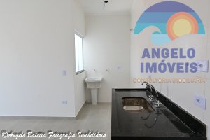 Apartamento á venda no bairro Belmira Novaes em Peruíbe