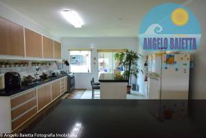 Casa á venda no bairro Josedy em Peruíbe
