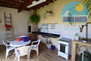 Casa á venda no bairro Josedy em Peruíbe