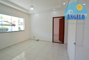 Casa para locação de temporada no bairro Casablanca em Peruíbe, á 400 metros da praia