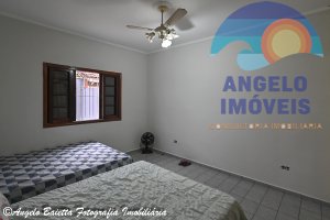 Casa para locação de temporada no bairro Stella Maris em Peruíbe