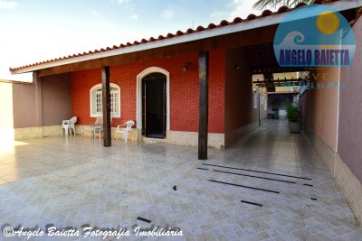 Casa em Peruíbe para venda