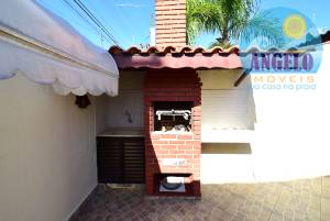 Casa á venda no bairro Samburá em Peruíbe