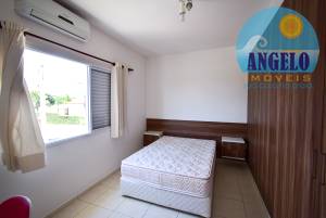 Casa com 3 dormitorios em Peruíbe, entre 400 e 800 metros da praia