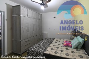 Casa para locação no bairro Centro em Peruíbe